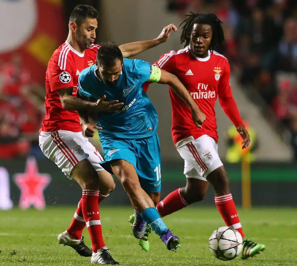 冲刺阶段皇家社会豪取连胜——葡超节点到来;压力陡增;训练强度明显提升 冲刺阶段皇家社会豪取连胜——葡超节点到来;压力陡增;训练强度明显提升