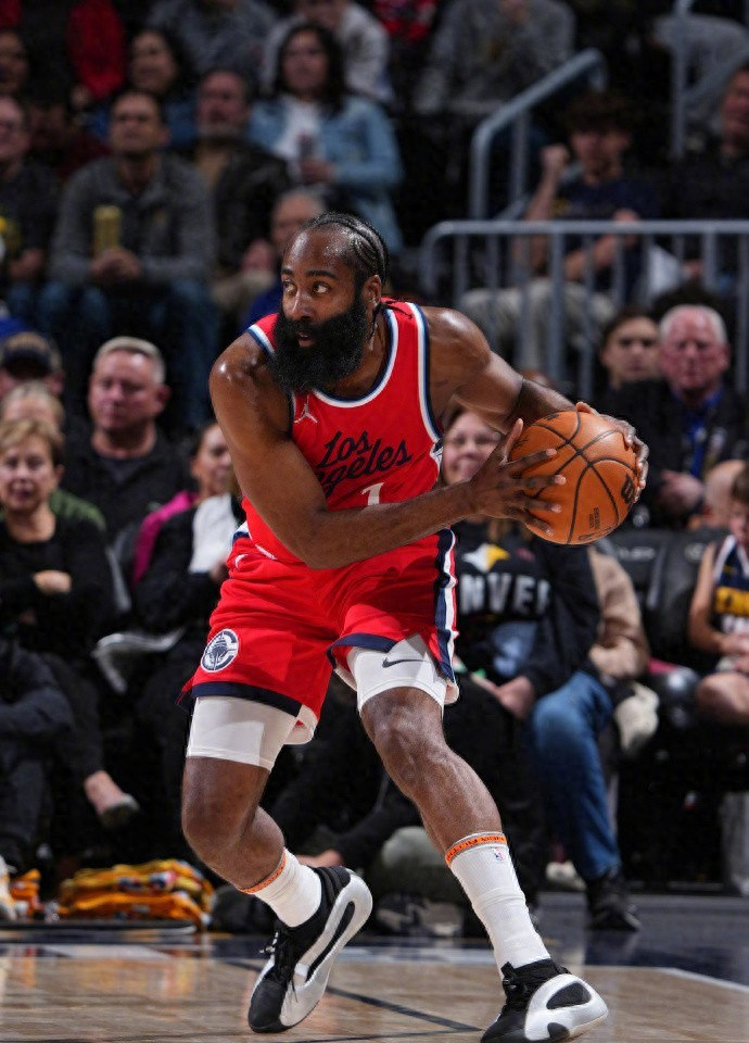 NBA总决赛窗口期再迎强敌，洛杉矶快船强势反弹，主帅态度：震撼外界，控场能力受关注的简单介绍